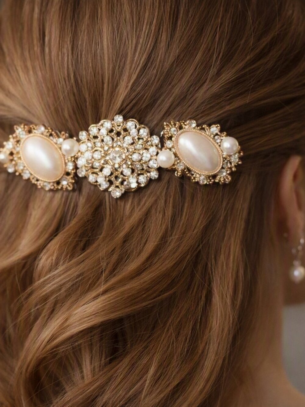 Beautiful set of 3 elegant hair accessories - Picture 7 of 8